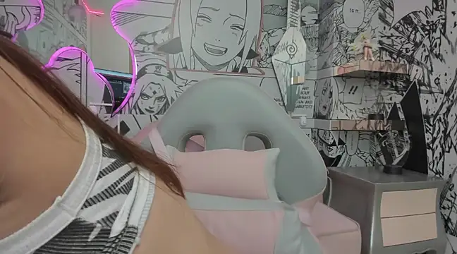 Snapshot of sexy__skinny4u chatting on 03.21.25 sexy skinny4u online show from 03.21.25