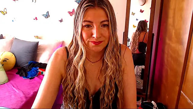 Jolie-Mature online show from 11.16.25