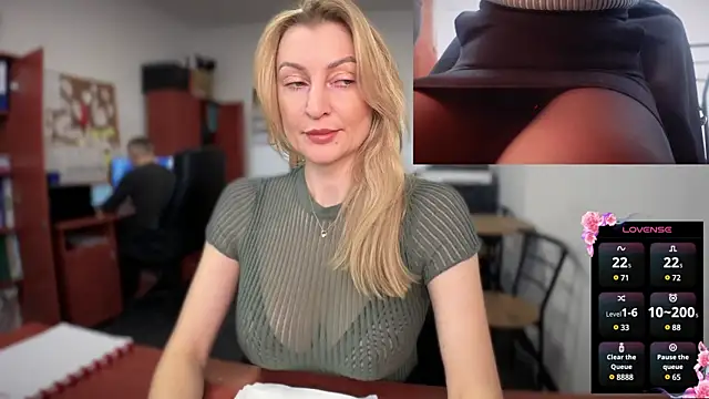 legsLONG online show from 01.31.25