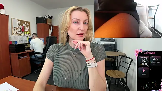 legsLONG online show from 02.17.25