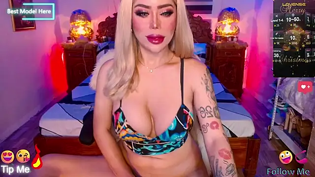 Snapshot of Magnificent_Goddess chatting on 12.16.25 Magnificent Goddess online show from 12.16.25