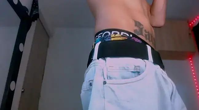 Samuel Suarez online show from 01.07.25