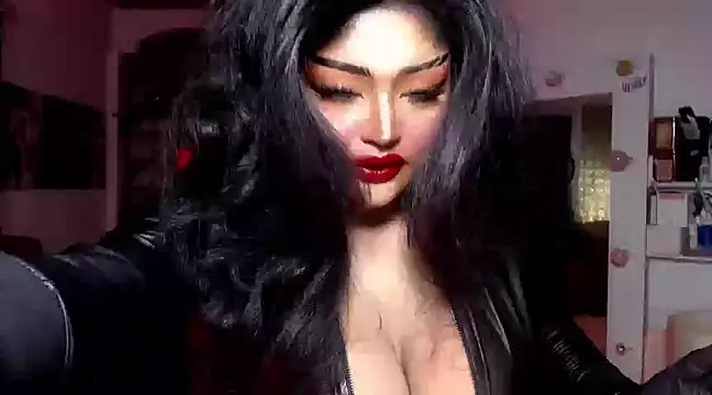 TiffanyWolf online show from 01.14.25