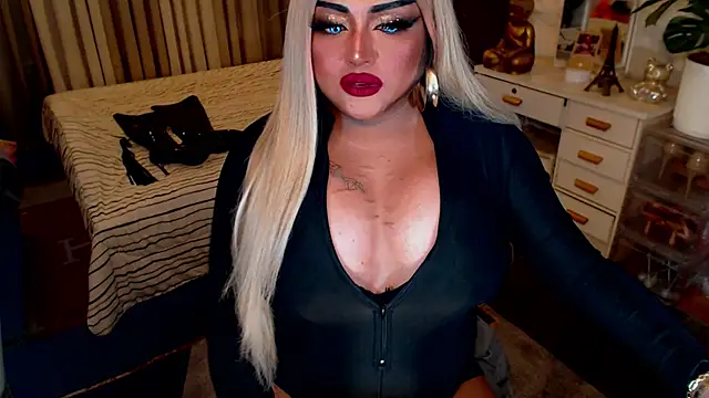 TiffanyWolf online show from 09.17.25