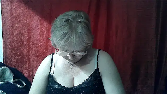 Gina Marlyn online show from 04.30.26