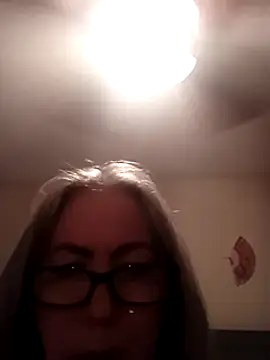 EvaRobinson online show from 12.12.24