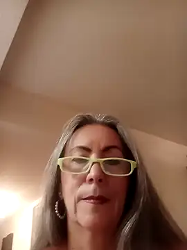 EvaRobinson online show from 12.13.24