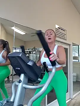 EvaRobinson online show from 12.17.24