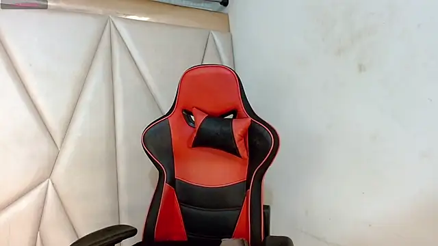 Snapshot of sweet_brunettex_lovingyou chatting on 03.06.25 sweet brunettex lovingyou online show from 03.06.25