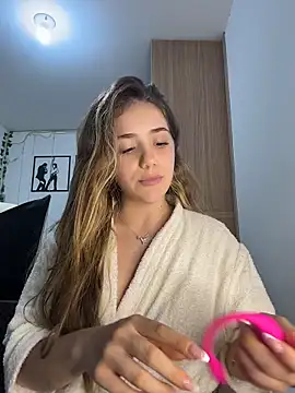 ShelbyHagen online show from 10.30.25