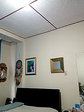 kelly dirty  online show from 10.05.25