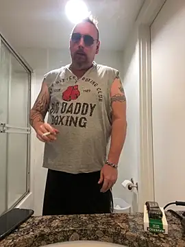 Snapshot of Littledick007007 chatting on 03.25.26 Littledick007007 online show from 03.25.26