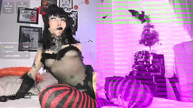 Snapshot of gothic_do11 chatting on 12.15.24 gothic do11 online show from 12.15.24