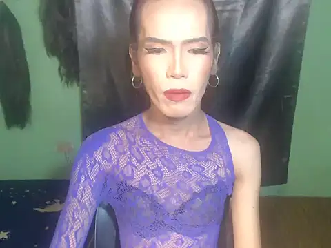 Snapshot of asianBIGjha chatting on 10.17.25 asianBIGjha online show from 10.17.25