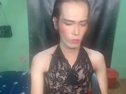 Snapshot of asianBIGjha chatting on 11.17.25 asianBIGjha online show from 11.17.25