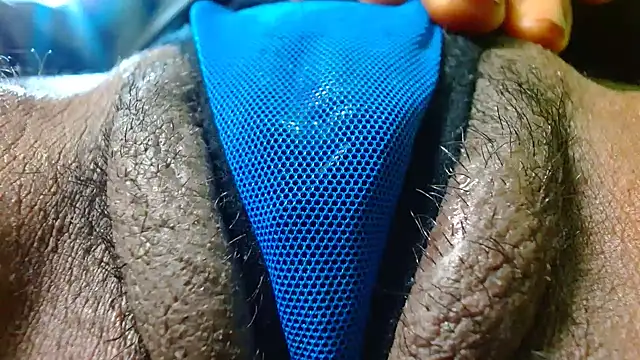 bethanywilson 23 online show from 10.27.25