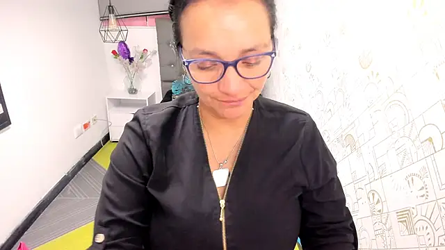 MarilynMiilf  online show from 12.29.24