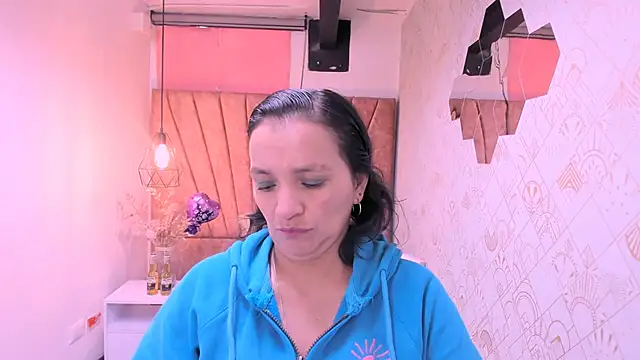 MarilynMiilf  online show from 10.07.25