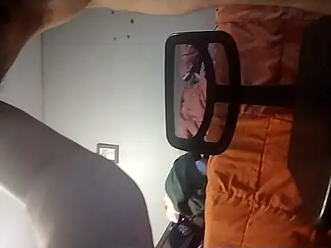 Snapshot of thickcocklatino chatting on 02.27.26 thickcocklatino online show from 02.27.26