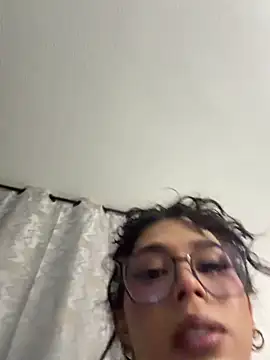 Samantha Bernardo online show from 05.30.26