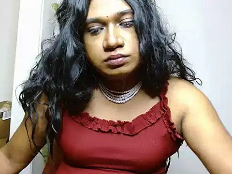 Akhilamolu the transsissy online show from 05.14.26