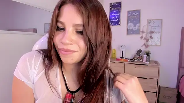 Snapshot of bluee_hazell chatting on 03.07.25 bluee hazell online show from 03.07.25