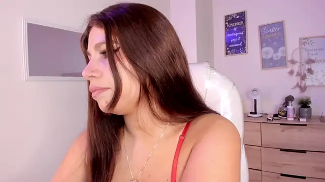 Snapshot of bluee_hazell chatting on 03.08.25 bluee hazell online show from 03.08.25