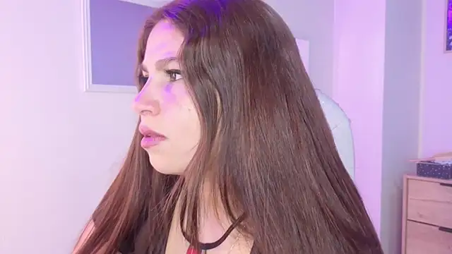 Snapshot of bluee_hazell chatting on 11.04.25 bluee hazell online show from 11.04.25