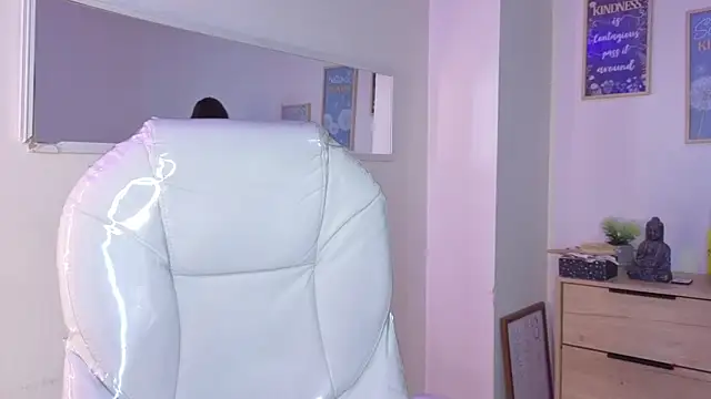 bluee hazell online show from 03.13.26