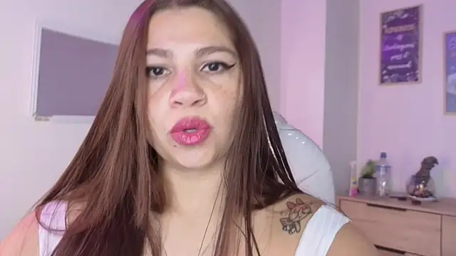 bluee hazell online show from 07.16.26