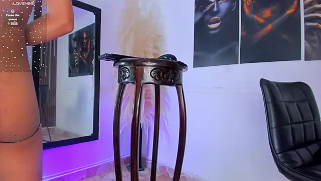 Sophia Cameron online show from 03.02.25