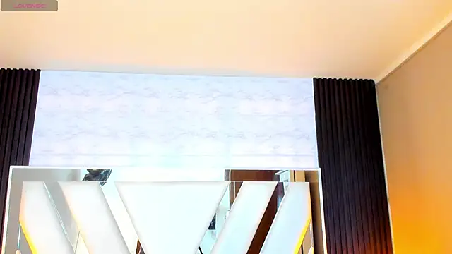 Linda4Petite online show from 09.27.25