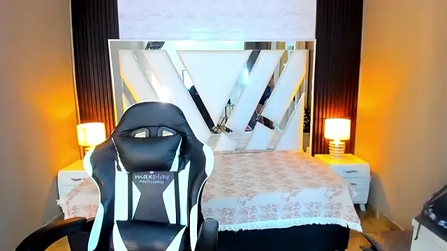 Linda4Petite online show from 10.20.25