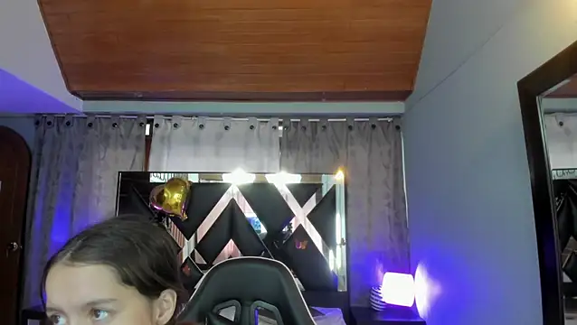 Linda4Petite online show from 06.15.26