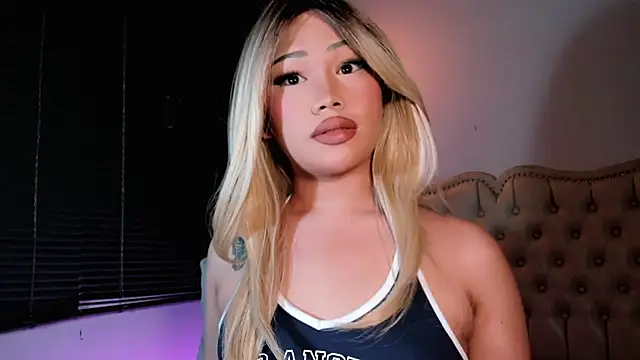 Snapshot of BoaHancockx chatting on 11.23.25 BoaHancockx online show from 11.23.25