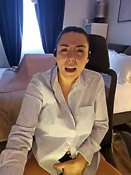 Ellie-L-Elizabeth online show from 01.19.25