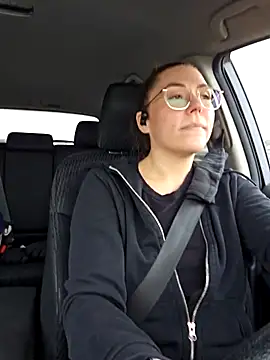 Ellie-L-Elizabeth online show from 03.06.25