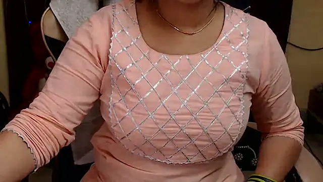 Naughty Kashish online show from 12.01.25