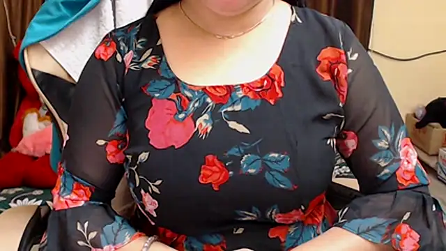 Naughty Kashish online show from 12.05.25