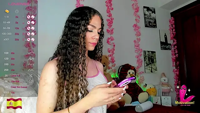 Snapshot of gabrielatafur_ chatting on 02.12.25 gabrielatafur  online show from 02.12.25