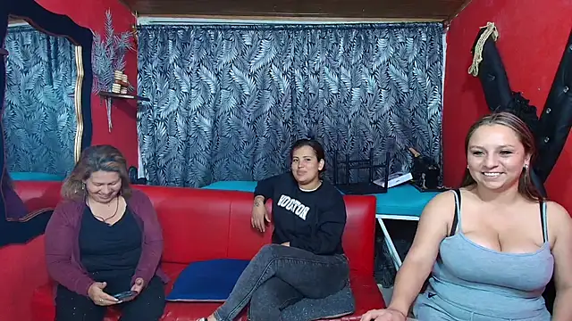 lesbiancuple online show from 03.07.25