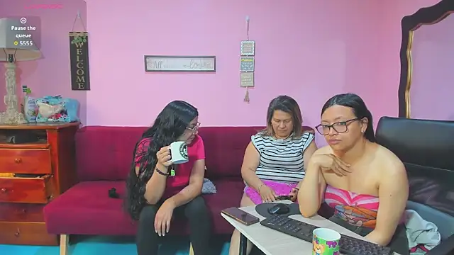 lesbiancuple online show from 11.05.25