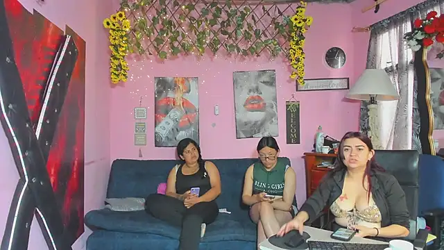 lesbiancuple online show from 04.01.26