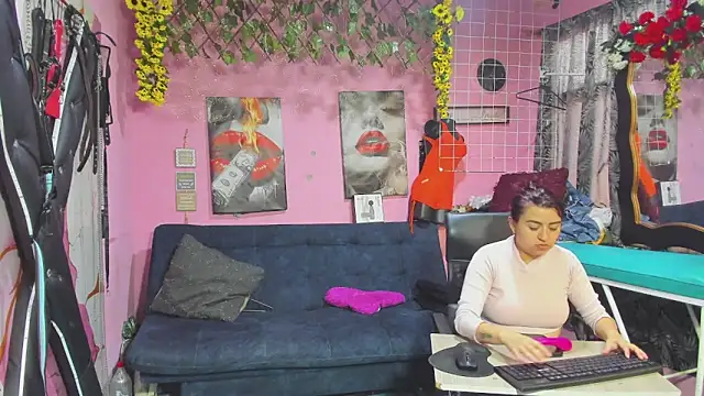 lesbiancuple online show from 05.20.26