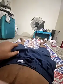 Snapshot of Raj7inchtamilan chatting on 12.24.24 Raj7inchtamilan online show from 12.24.24