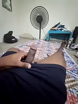 Snapshot of Raj7inchtamilan chatting on 01.28.25 Raj7inchtamilan online show from 01.28.25