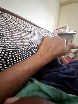 Snapshot of Raj7inchtamilan chatting on 02.12.25 Raj7inchtamilan online show from 02.12.25