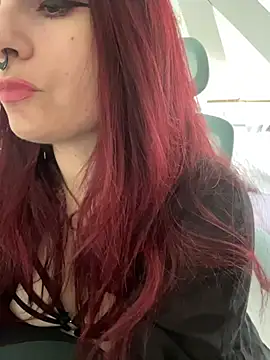 LunaMoongirl online show from 11.12.25