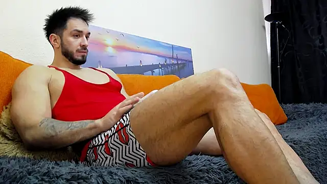 Snapshot of MichaelWills chatting on 02.14.25 MichaelWills online show from 02.14.25