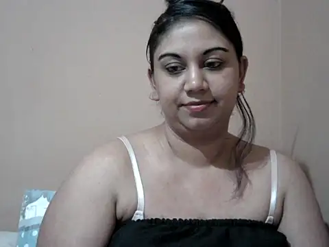 bellachow10 online show from 07.25.26